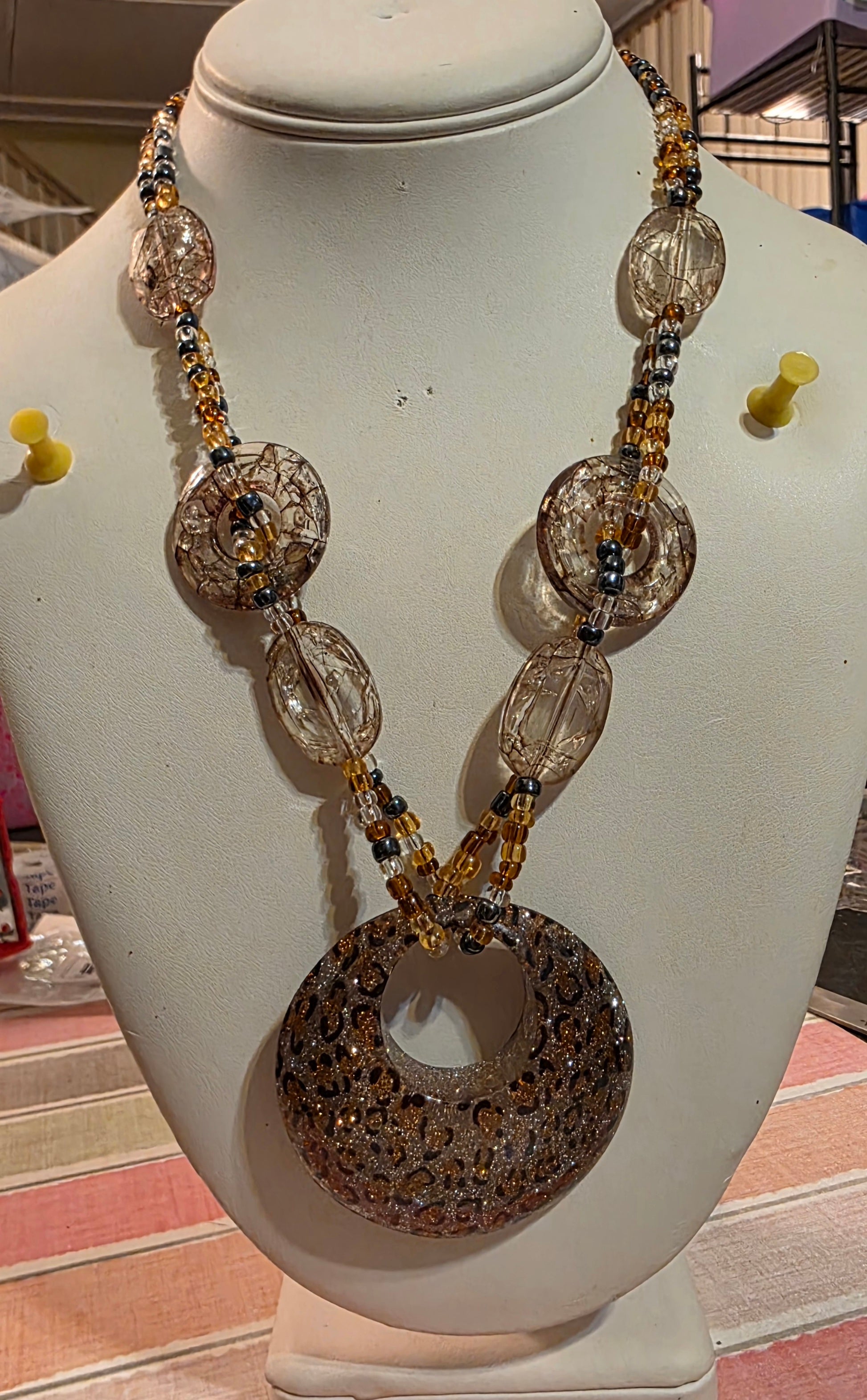 Acrylic glitter leopard NL