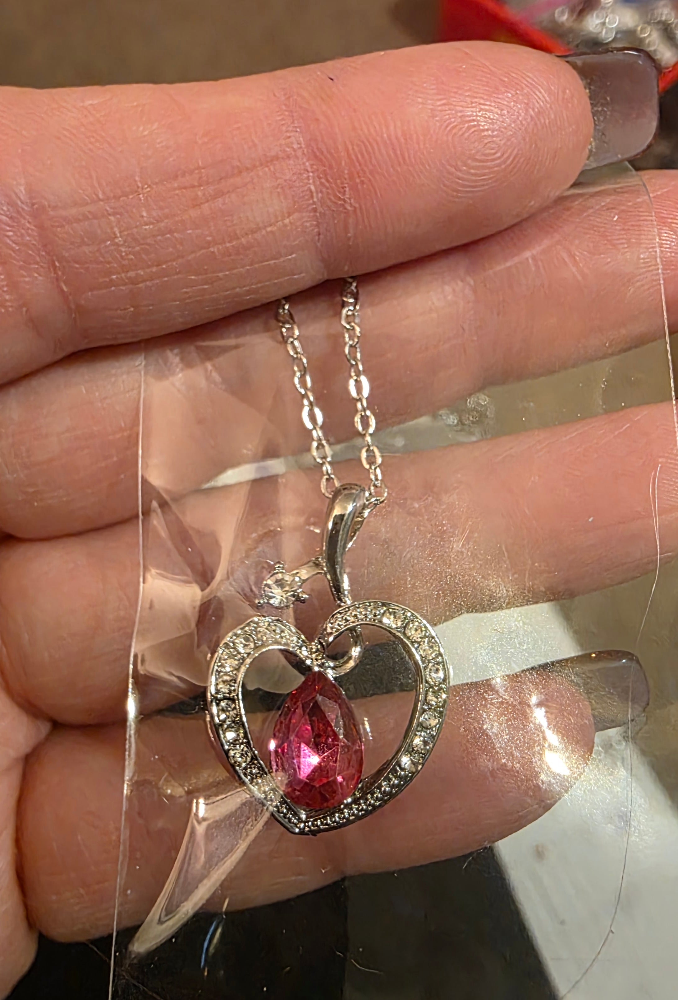 Marquise-cut Heart-pink